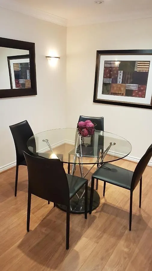 Apartment Toronto Luxury Accommodations - Qwest