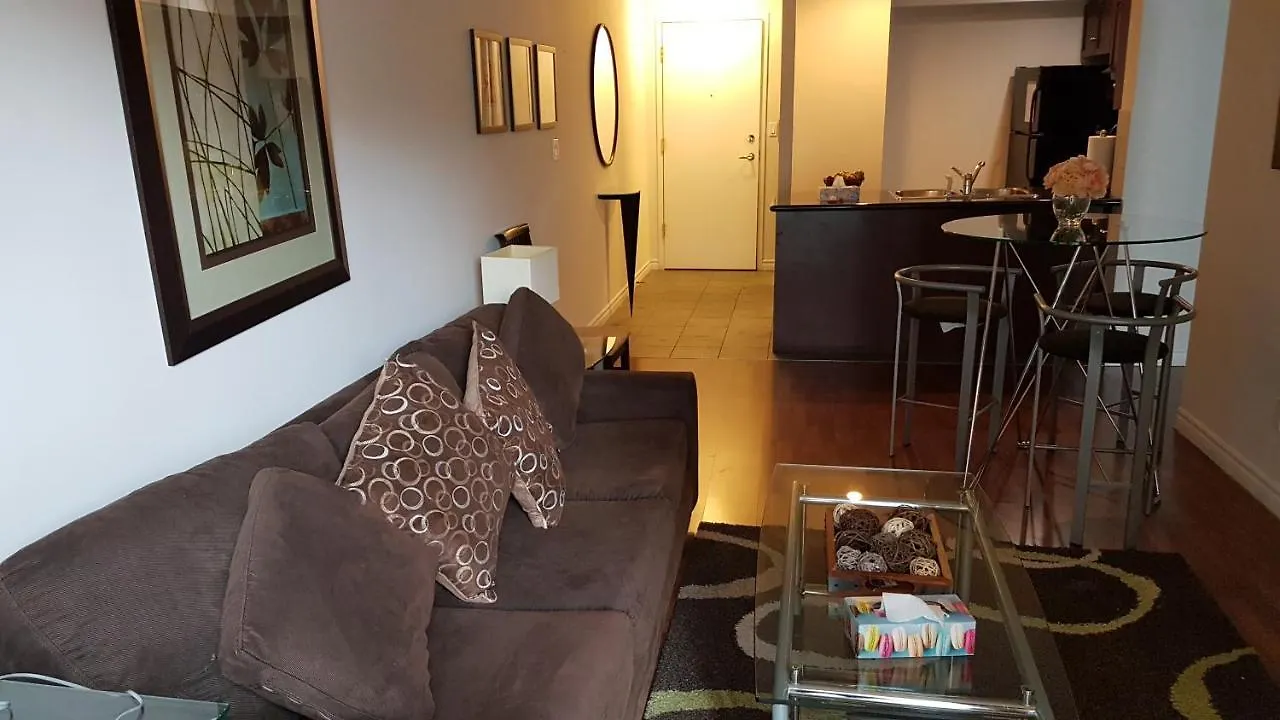 Toronto Luxury Accommodations - Qwest