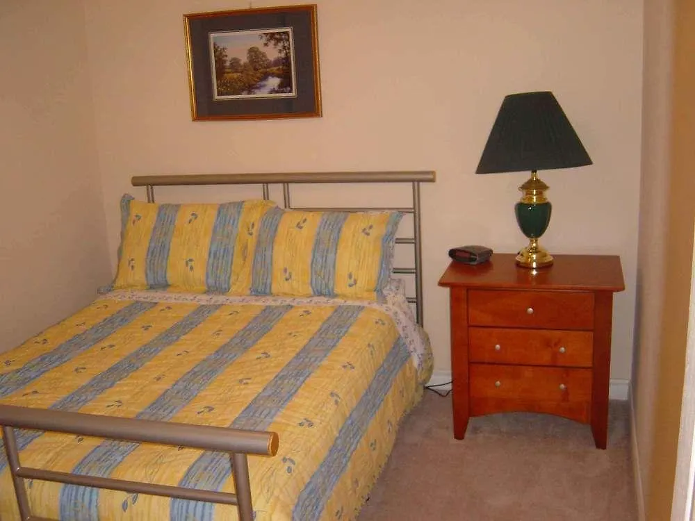 Toronto Luxury Accommodations - Qwest Canada