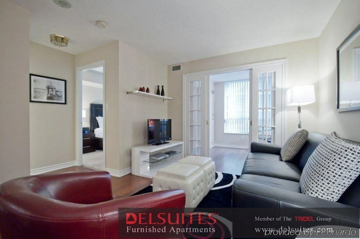 Toronto Luxury Accommodations - Qwest Apartment