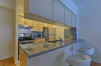 Apartment Toronto Luxury Accommodations - Qwest