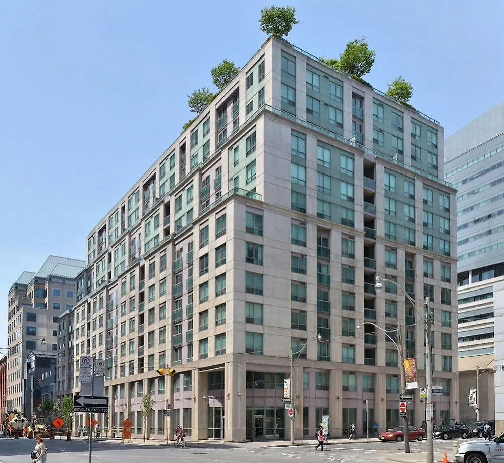 Toronto Luxury Accommodations - Qwest 0*,  Canada