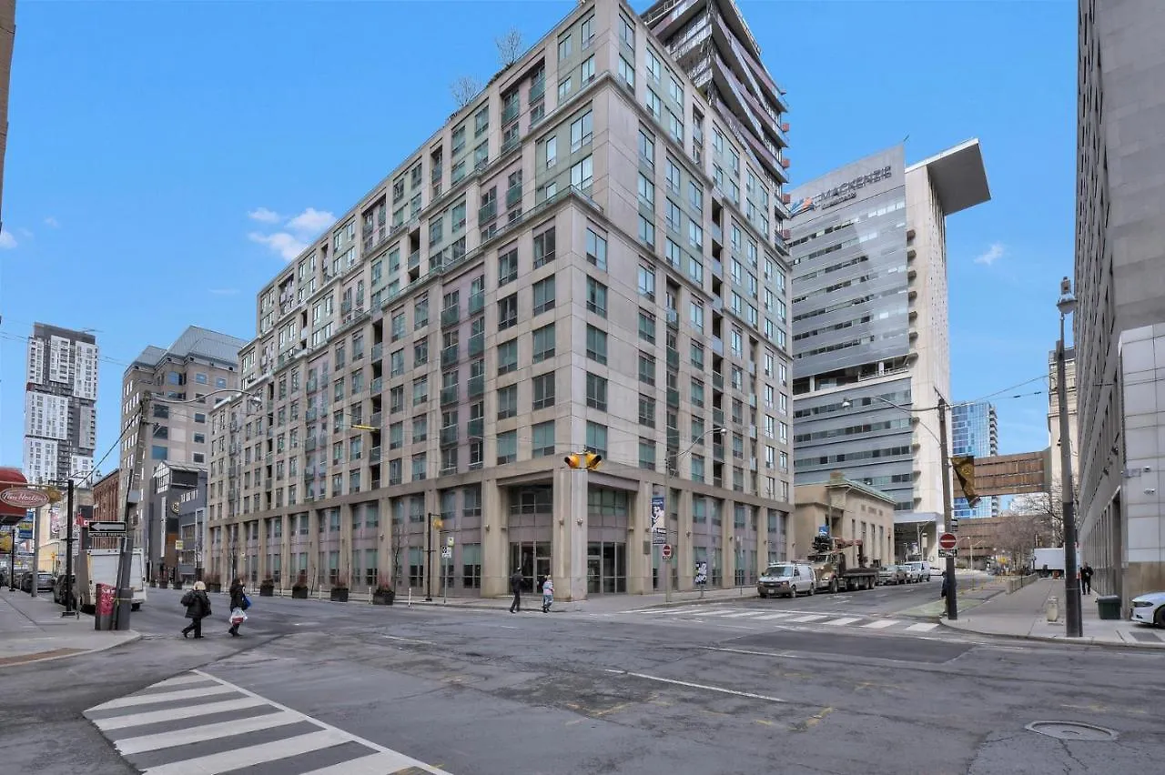 Toronto Luxury Accommodations - Qwest